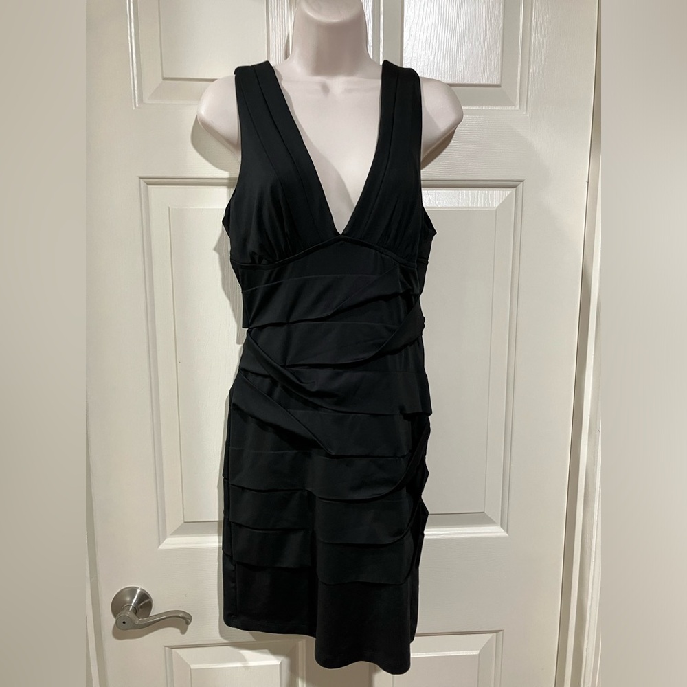 Nikibiki Woman size large sleeveless black dress